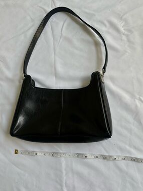 Liz Claiborn Classic Black Leather Shoulder Bag